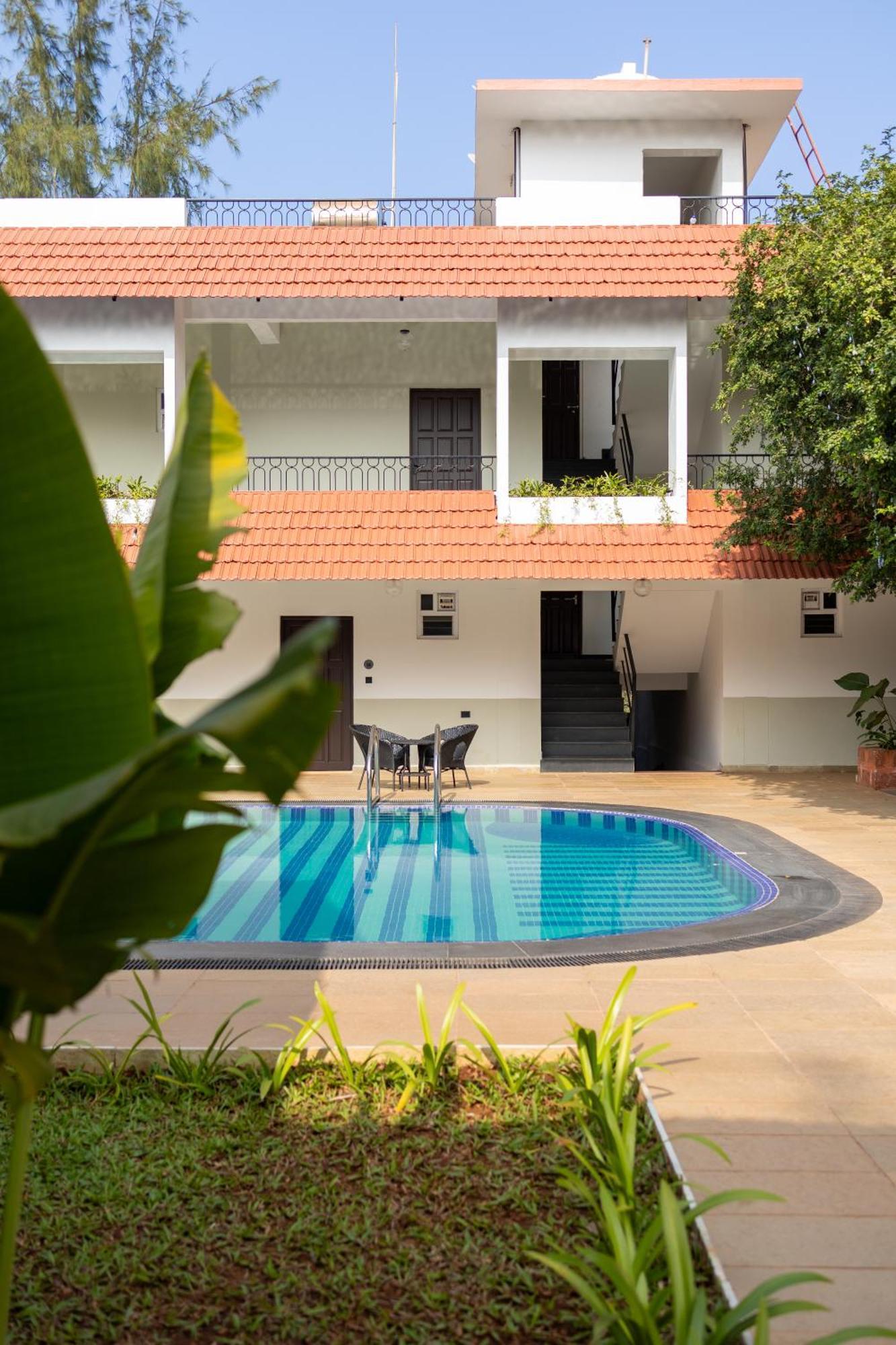Blue 3* Anjuna